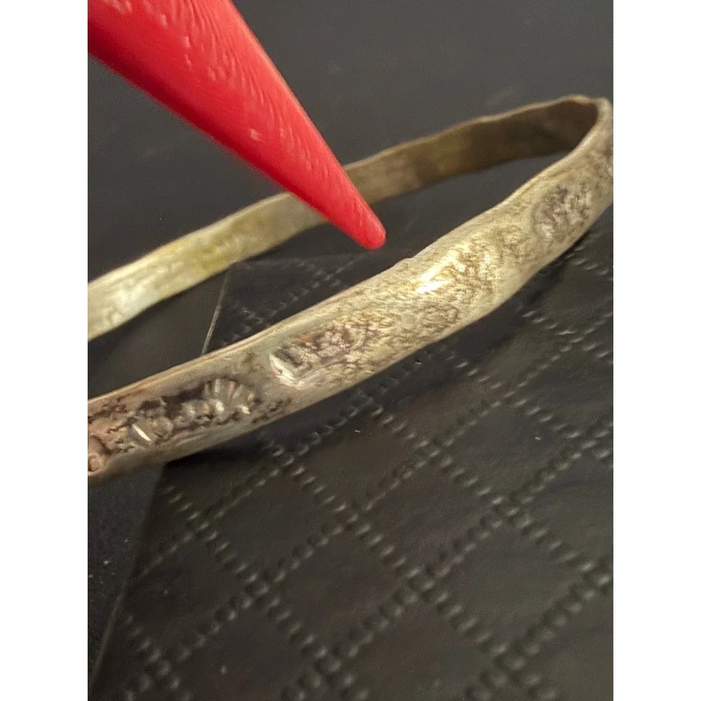 925 Sterling Silver note this